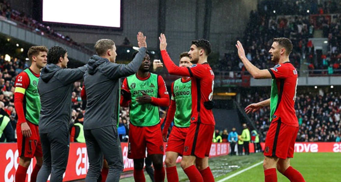 Tottenham: Two Points from Five, an Exposed Back Line, and the Void in the Box Tottenham: Two Points from Five, an Exposed Back Line, and the Void in the Box