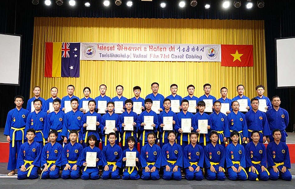 Raoni Barcelos xuất viện sau cú knock-out hiệp 5: Khi tuổi 39 trở thành bản án ở hạng gà Raoni Barcelos xuất viện sau cú knock-out hiệp 5: Khi tuổi 39 trở thành bản án ở hạng gà