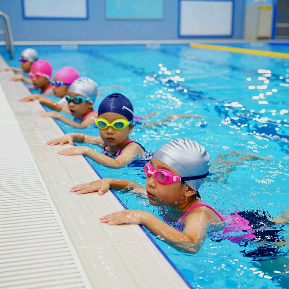 Beyond Swimming: When a Club Seeks a Builder of Futures Beyond Swimming: When a Club Seeks a Builder of Futures