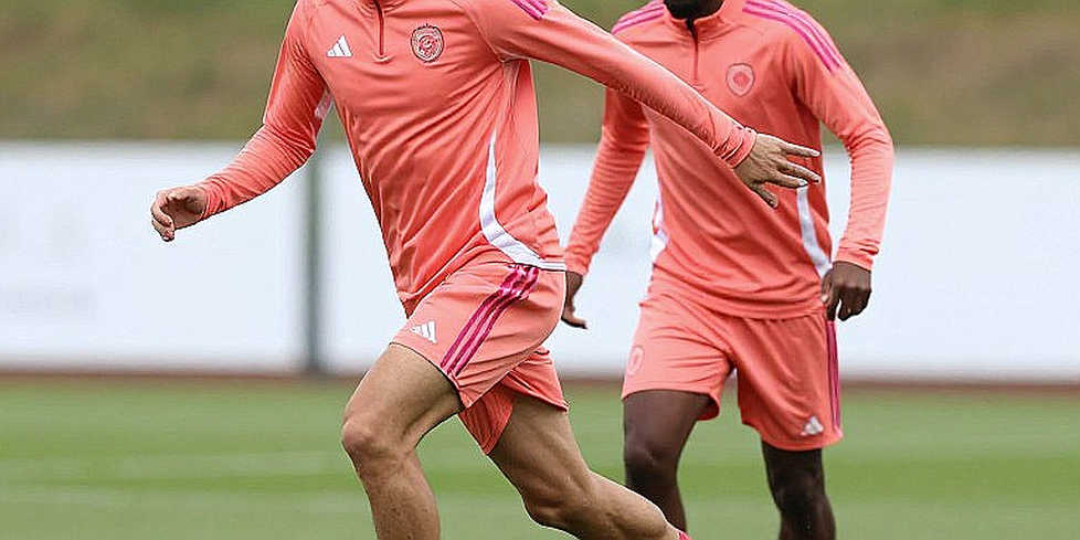 Ten Hag, Ronaldo và cú chạy không đủ nhịp tim: giải mã cuộc chia ly ở Old Trafford