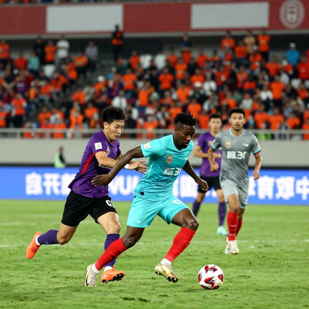 When a King Who Died at 23 Landed in Vietnam's Football Feed