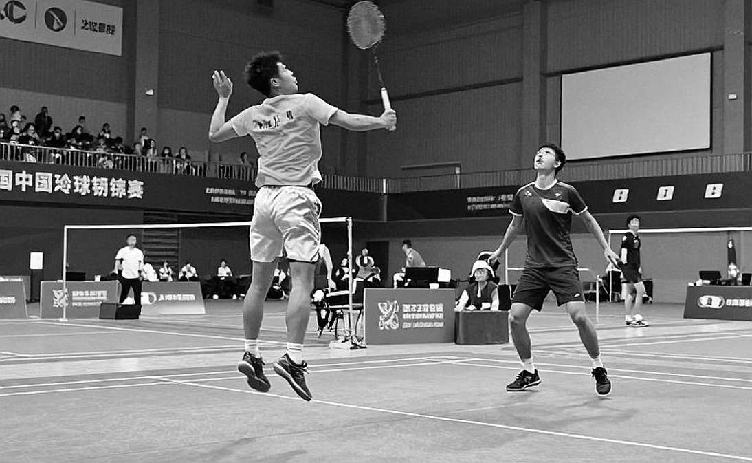 Alwi Farhan tập cùng Momota trước Asian Games 2026: Một buổi tập, hai thế hệ, và khoảng trống dữ liệu